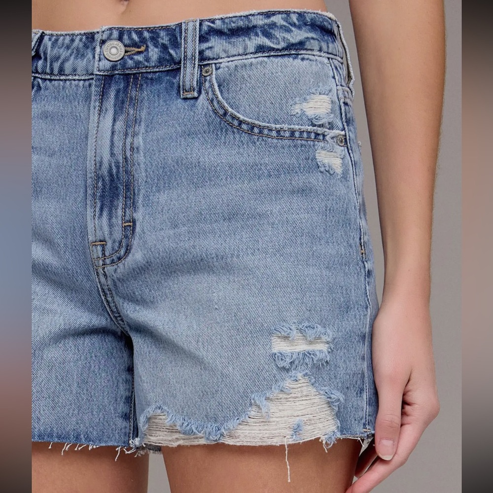 Hidden Jeans Distressed High Rise Shorts NWT Retail:$94 - Picture 4 of 7